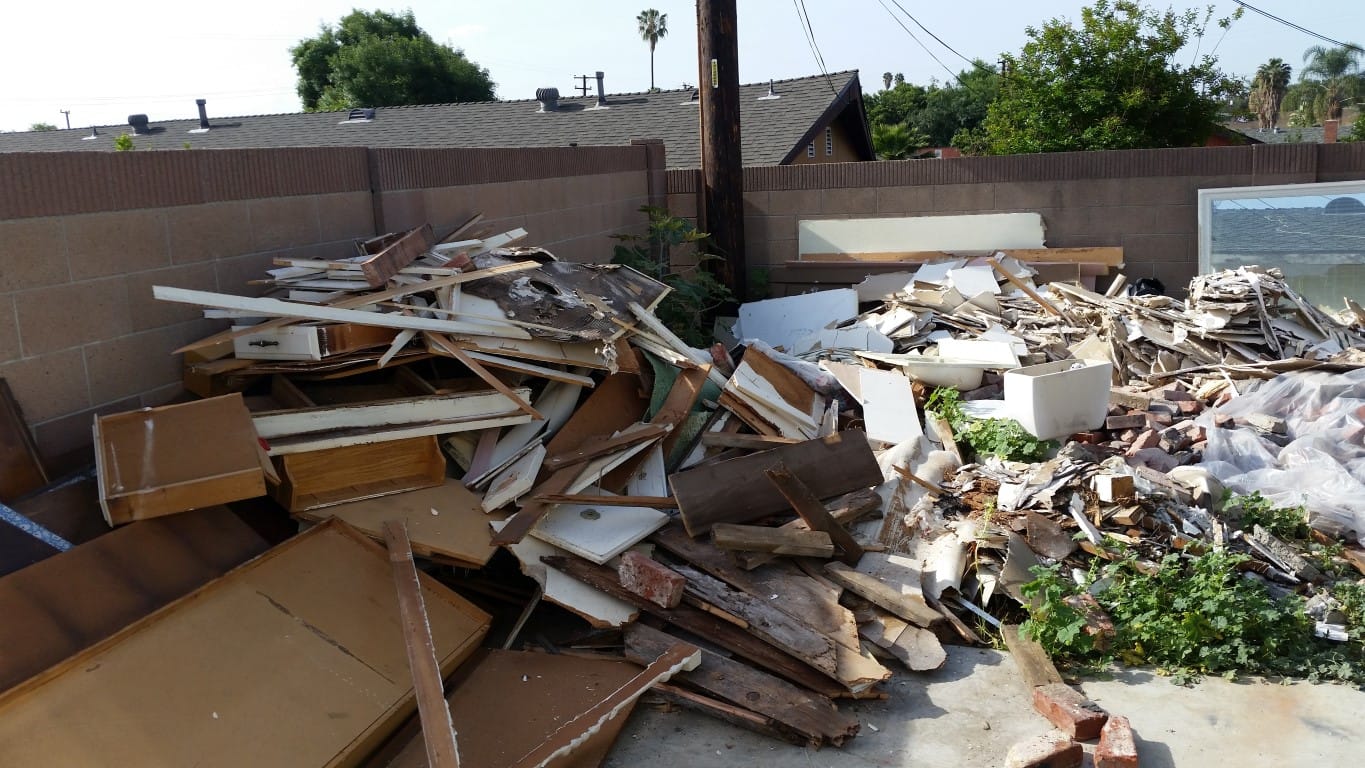 Trash Hauling Abingdon, VA | Waste/Debris